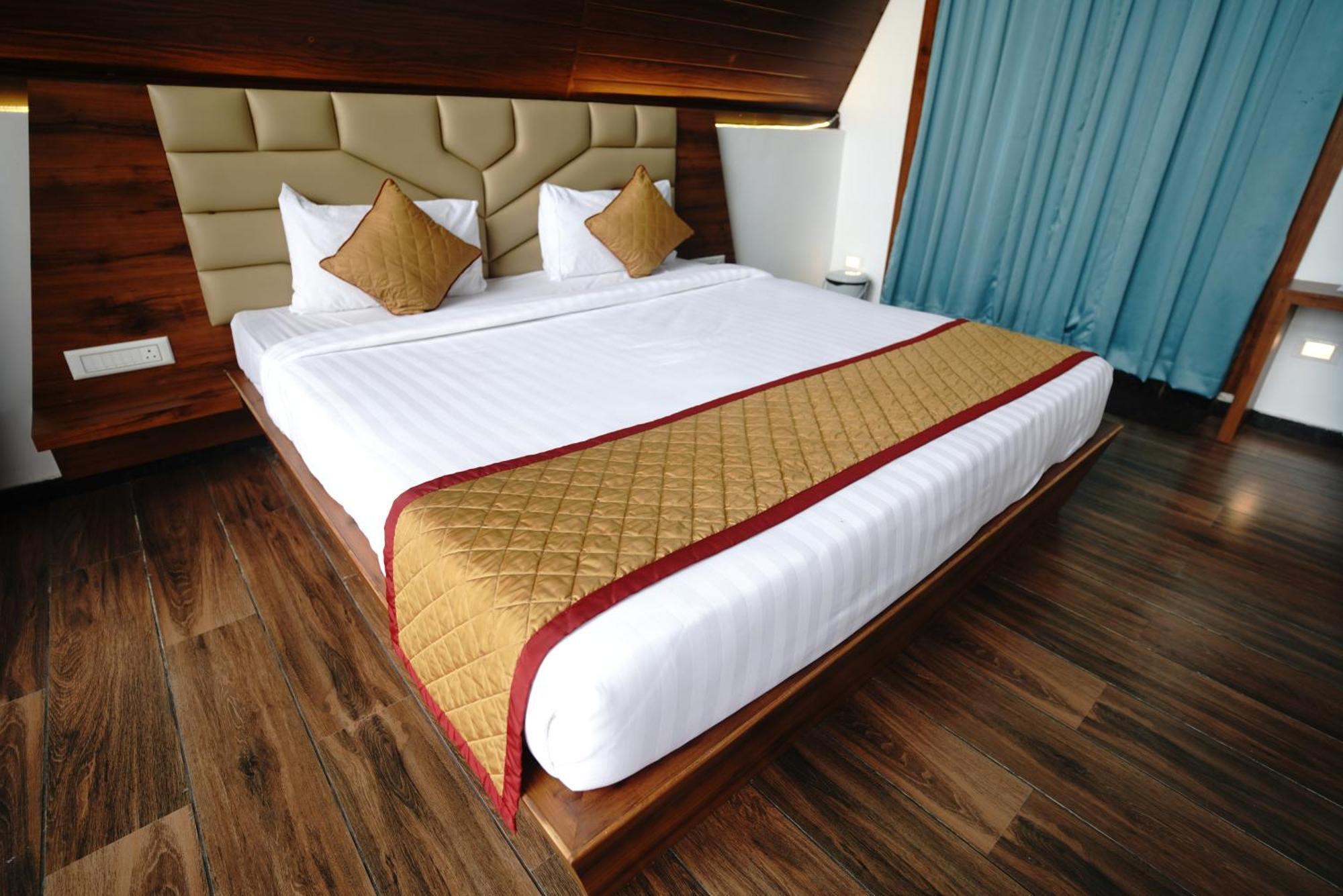 Q Mango Resort Rāmanagaram Екстериор снимка